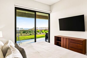 Iron/ironing board, WiFi, bed sheets - Modern apartment with. ocean view, pool, patio, tennis, & gym (Cabo San Lucas)