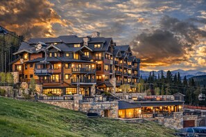 Exterior - Autumn Escape; 1-bedroom suite, sleeps 4 in beautiful Breckenridge on Peak 8 (Breckenridge)