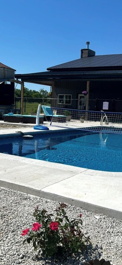 World Cup Retreat! Escape the crowds & relax after the games on 22 private acres