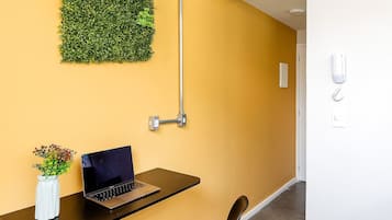 Deluxe Studio | Interior