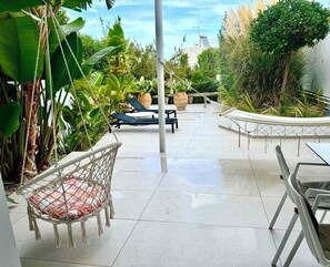 Deluxe Studio Suite | Terrace/patio