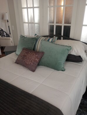 1 chambre, fer et planche à repasser, Wi-Fi, literie fournie
