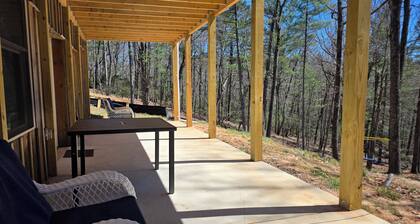 Relaxing 4BR Cabin Hideaway Minutes from Blue Ridge Parkway & West Jefferson