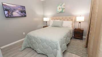 3 Schlafzimmer, Schreibtisch, Bügeleisen/Bügelbrett, kostenloses WLAN
