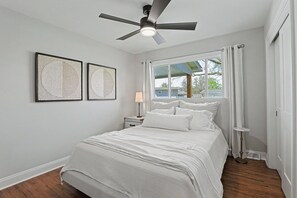 3 bedrooms, iron/ironing board, travel cot, free WiFi