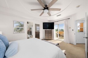 3 bedrooms, desk, iron/ironing board, travel cot - Good Vibes Only in PB, 3bed with Bay Views (San Diego)