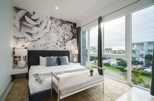 Peak Villa Pompano Beach Retreat