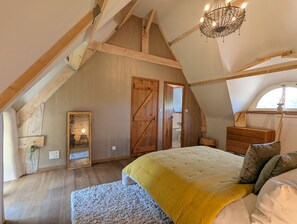 Een strijkplank/strijkijzer, gratis wifi, beddengoed
