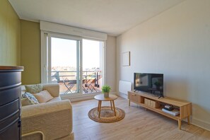 TV - Le Soleil Bleu - à 50m de la plage (Courseulles-sur-Mer)