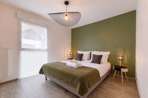 Iron/ironing board, free WiFi, bed sheets - Le Cocon Élégance - à 500m du lac (Duingt)