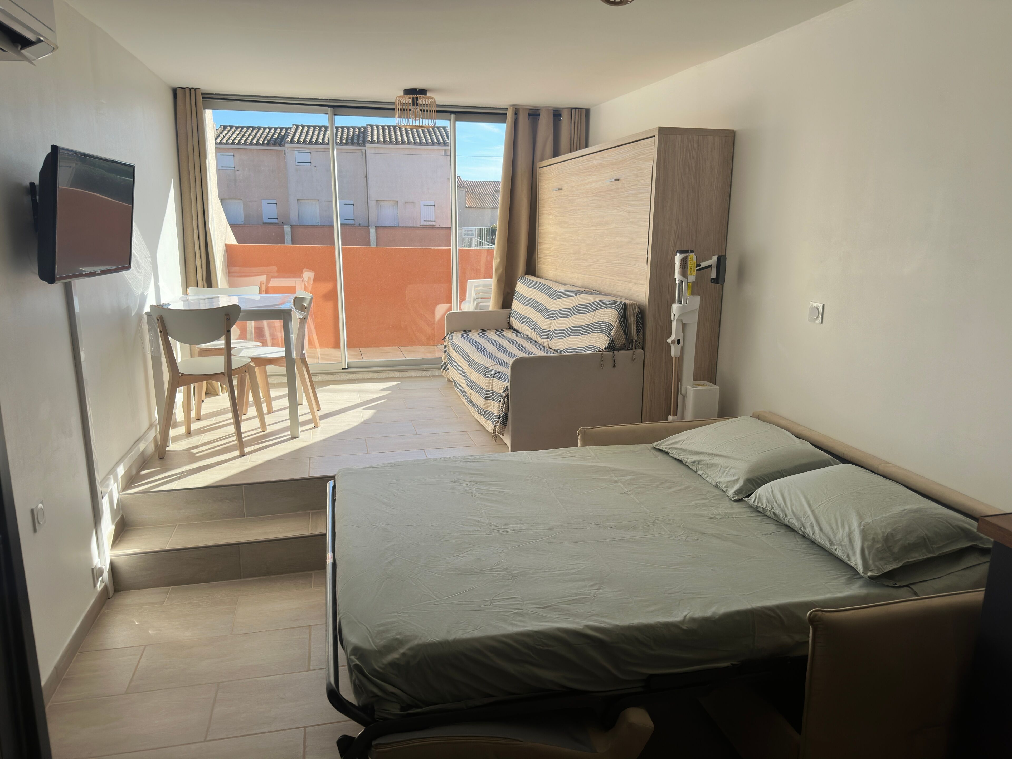 Le Patio Du Soleil - Studio Climatisé Proche Plage - Agde