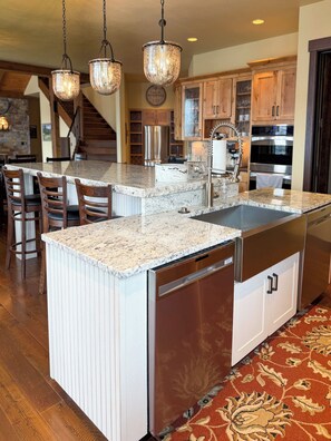 Dining - Lodge with Incomparable Views & Direct Ski Access (Whitefish)