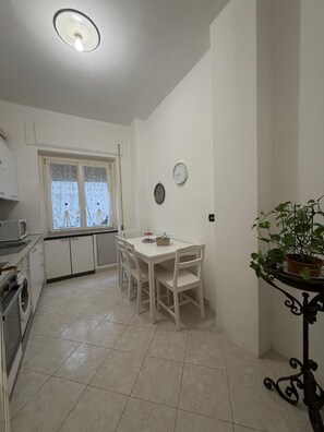 Private kitchen - Breeze albaro apartment (Genova)