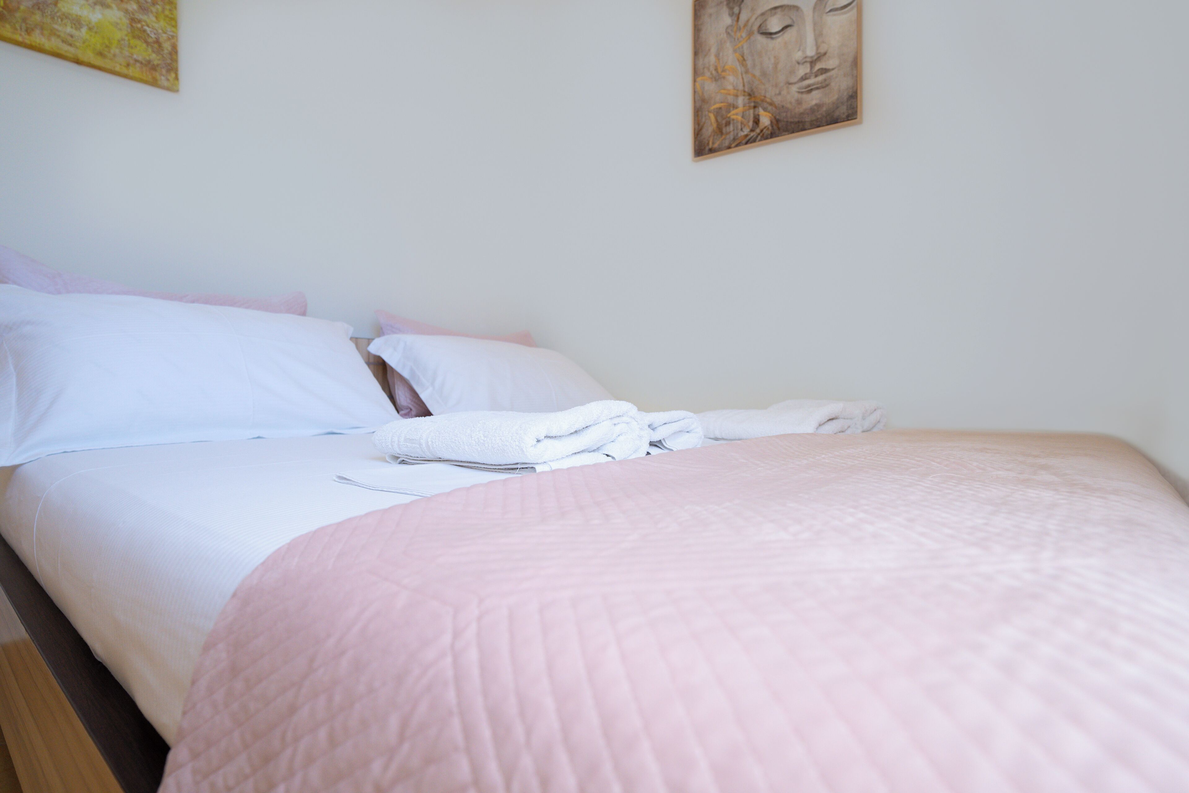 1 chambre, fer et planche à repasser, Wi-Fi, draps fournis