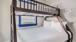 Apartment (2 Bedrooms) | Interior - Ormond Court Unit 1 by Avantstay 3 Blocks to Sand + Walk to Belmont Park Mission Beach (San Diego)