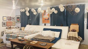 A bedroom with a bed, bedside tables, a desk, and a chair. - Artist’s Studio Steps from Sunset Plaza. Prime West Hollywood Location (West Hollywood)