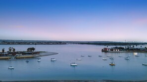 Interior - Ormond Court Collection by Avantstay Coastal 3-units Compound + Patio + BBQ Walk to Beach (San Diego)