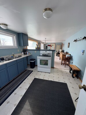 Microwave, oven, stovetop