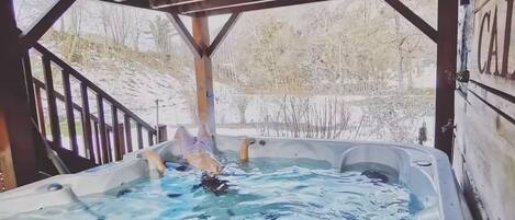屋外スパ浴槽
