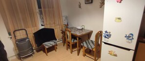 Dining - A cozy apartment near the city (Witten)