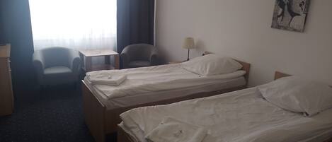 Superior Double Room Single Use | Free WiFi