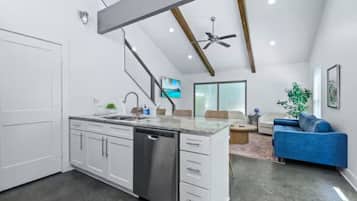 Luxus-Stadtwohnung, 2 Schlafzimmer, Nichtraucher, Küche | Eigene Küche