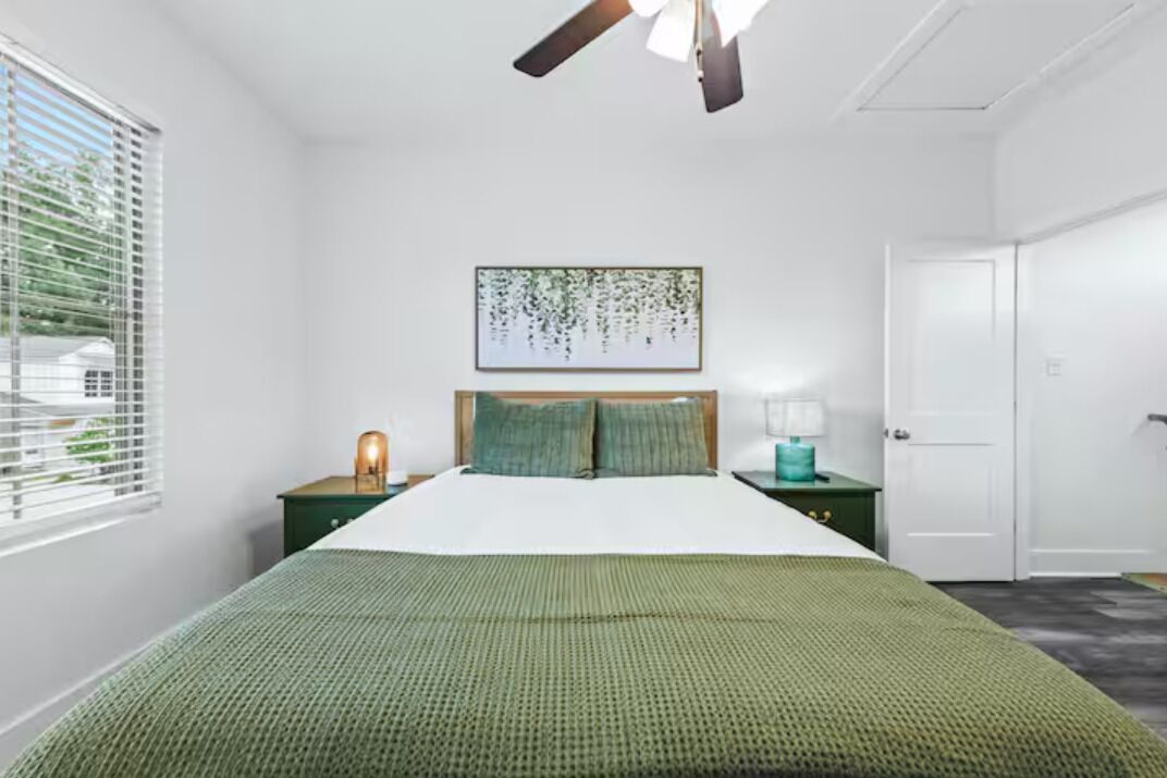 Luxury Townhome, 2 Bedrooms, Non Smoking, Kitchen