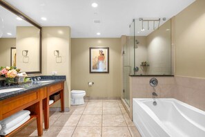Shower, designer toiletries - Honua Kai 4 Free Rental Cars KBM Resorts Gorgeous Inner Courtyard 4 Units, 7 Bedrooms HK Ml-2774 (Kaanapali)
