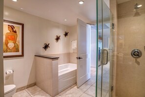 Shower, designer toiletries - Honua Kai Close To Beach 3 Free Rental Cars KBM Resorts 3 Units, 6 Bedrooms HK Ml-2666 (Kaanapali)