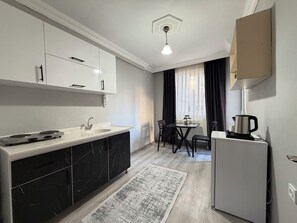 Appartement, balkon | Privékeuken