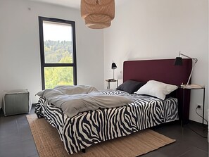 Room - Vrbo Property (Aix-en-Provence)