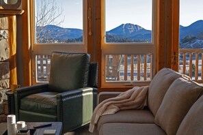 Living area - Mountain View Condo w/Hot Tub (Estes Park)
