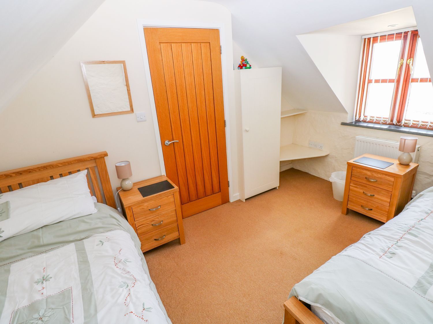 3 bedrooms, WiFi (free), individually decorated, individually furnished
