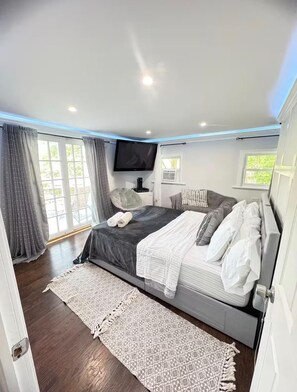 3 bedrooms, free WiFi, bed sheets