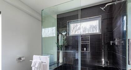 NEW: Sunny Modern Home in Narrowsburg