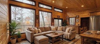 Secluded 2-bedroom cabin in the woods near Pomme De Terre lake. Private hot tub
