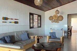 Living area - House in Maragogi, facing the Moses Trail. (Barra Grande)