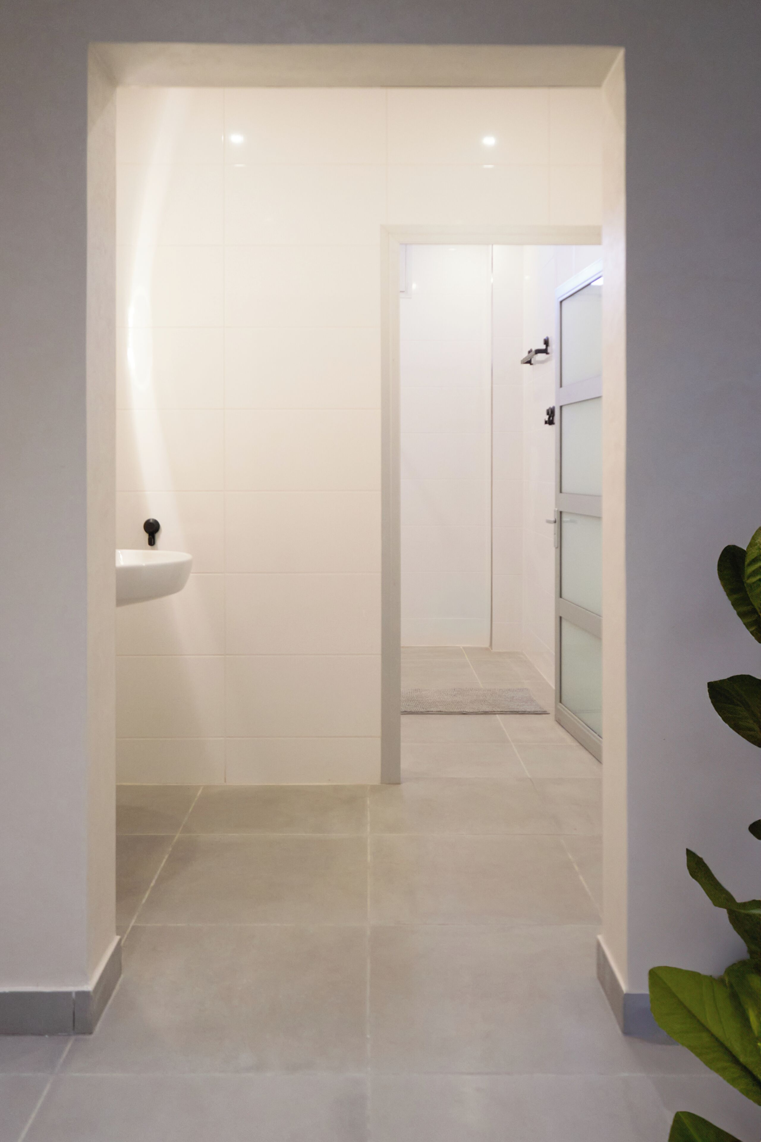Shower, hair dryer, towels, toilet paper