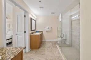 Shower, hair dryer, shampoo - New Listing: Luxury Resort Condo | Bay Views, Lagoon Pool, Golf, Spa & More! (Panama City Beach)