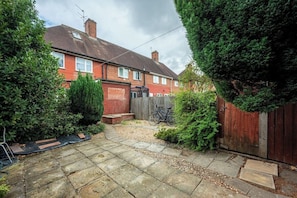 Property grounds - City Centre Stay Cosy House Sleeps 6 (Nottingham)