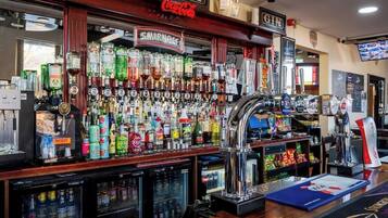 Bar (in der Unterkunft)