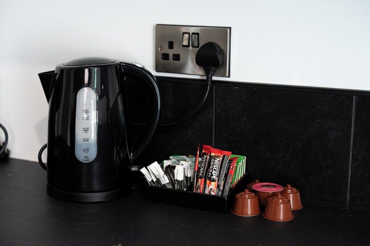 Kaffe og/eller kaffemaskine