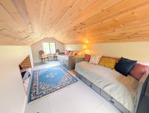 2 chambres, lit de bébé portatif, accès au Wi-Fi (inclus)