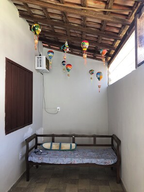 Interior - House 150 meters from the beach. (Paraty)