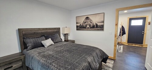 1-bedroom 1-bath just south of Soldotna between the Kenai and Kasilof rivers.