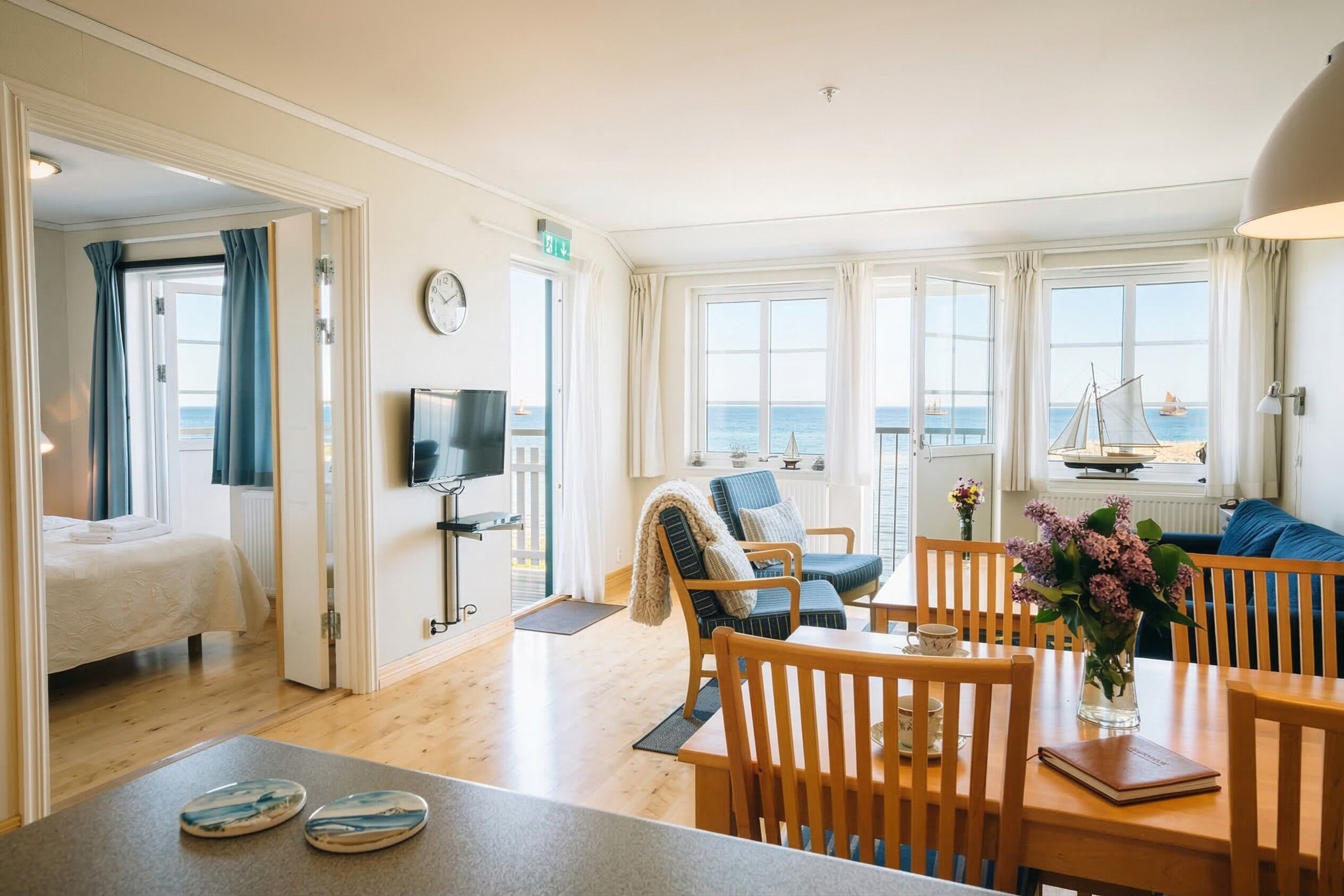 Superior Double Room, Balcony, Sea View | Interior