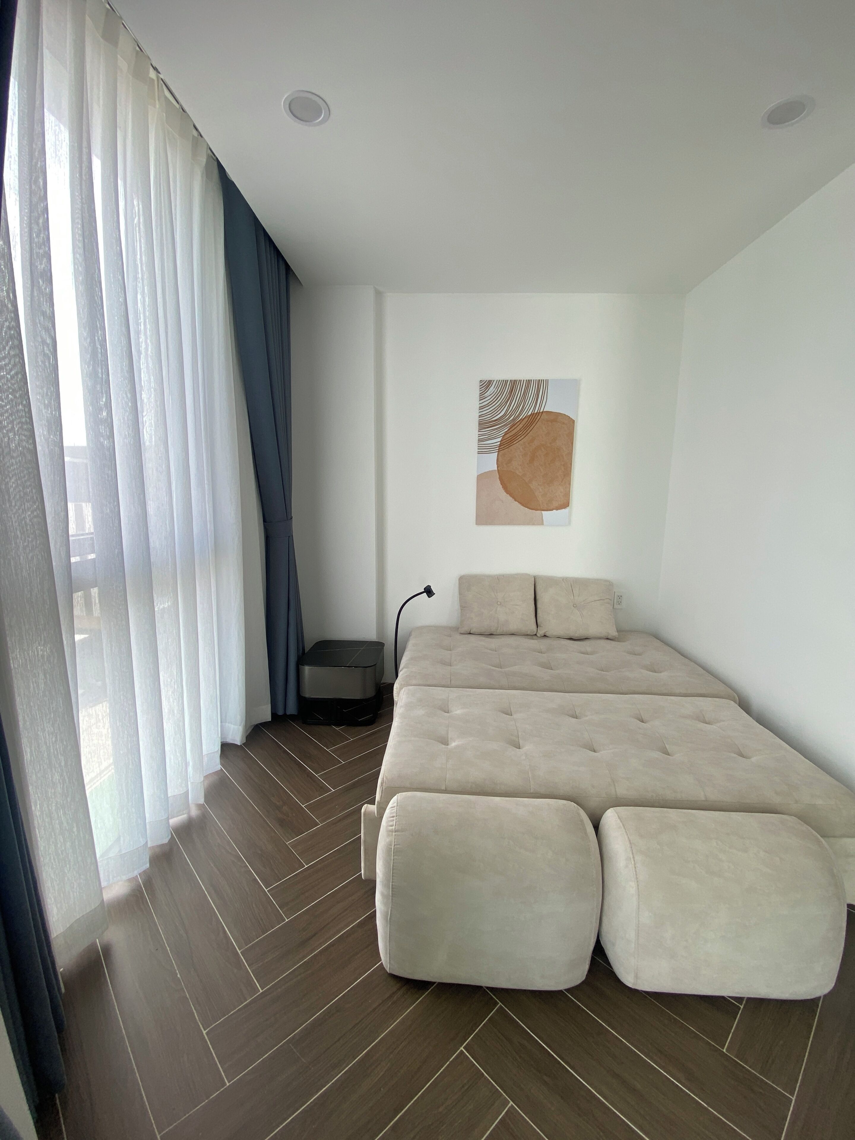 Premium bedding, pillow-top beds, individually furnished