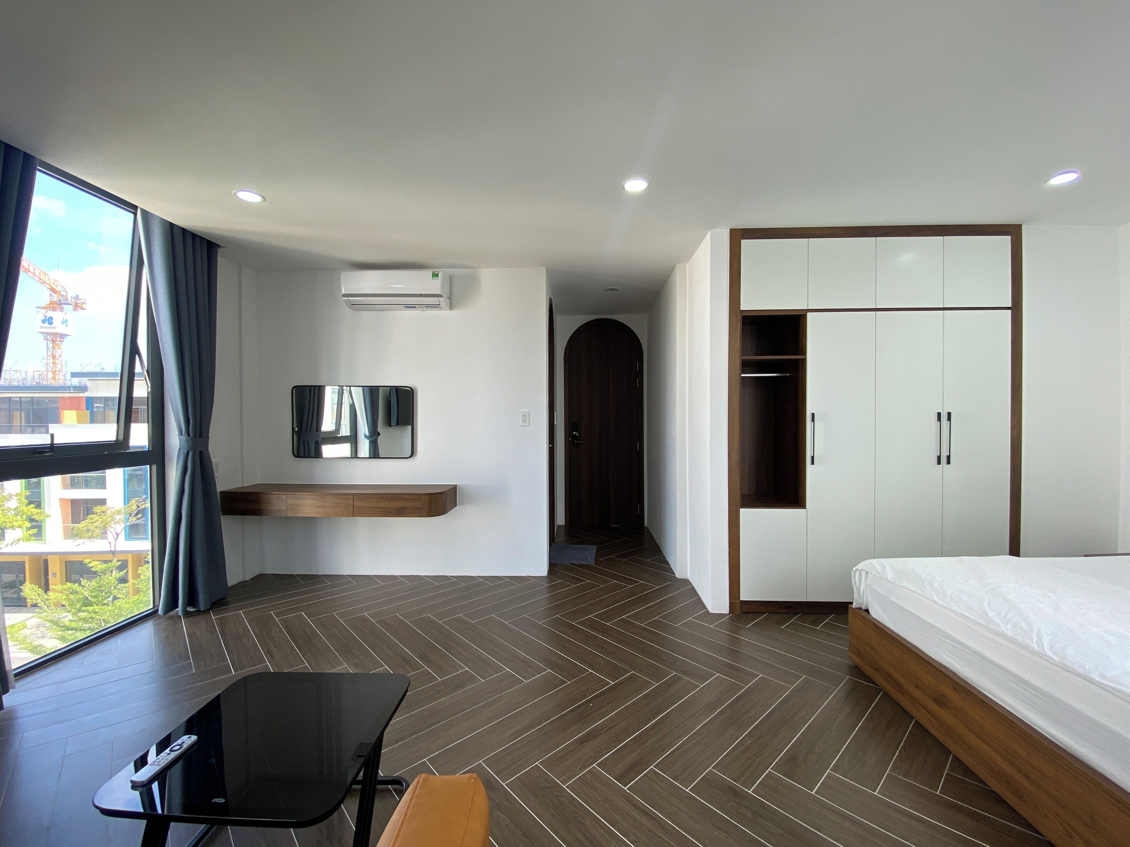 Deluxe Apartment, 2 Bedrooms, City View | Premium bedding, pillowtop beds, individually furnished