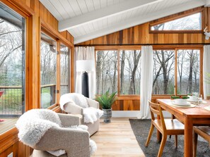 TV, fireplace, video games, offices - Private Estate | Sport Court | Hot Tubs | Saunas (Asheville)