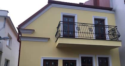 Modern 3BD Apartment in Zolynia Town Square